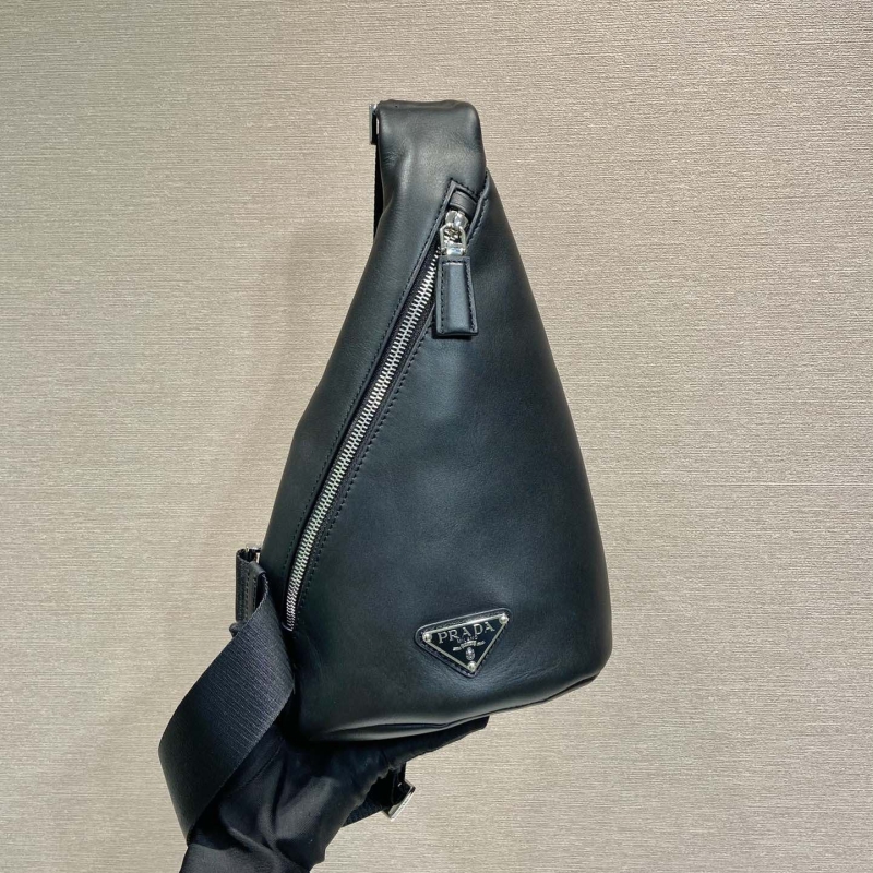 Pra*a waist & chest packs